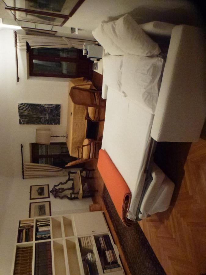 Cosy In Via Del Corso Appartement