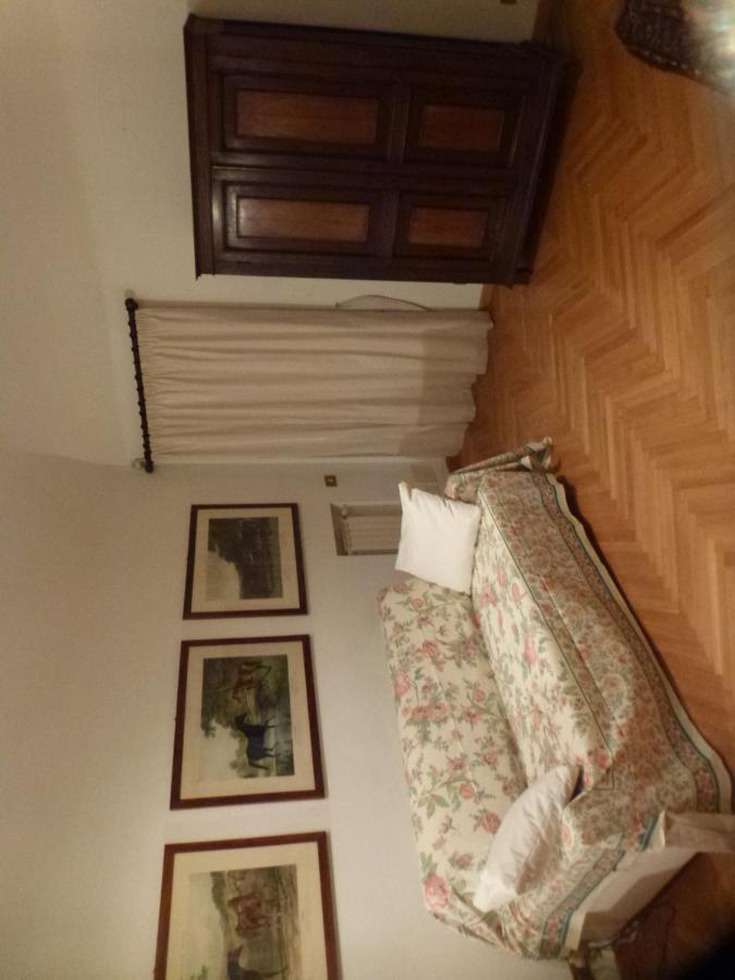 Cosy In Via Del Corso Appartement *